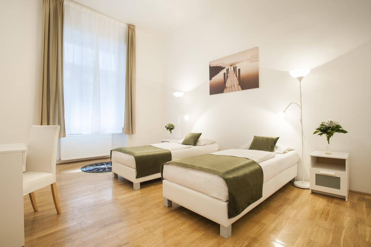 Baross City Apartments Budapeste Exterior foto