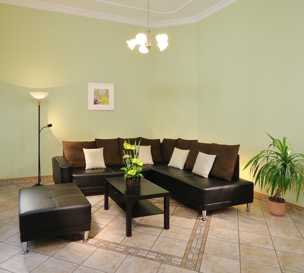 Baross City Apartments Budapeste Exterior foto