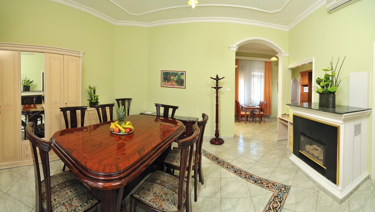 Baross City Apartments Budapeste Exterior foto